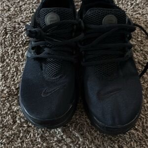 Nike Kids Black Sneakers